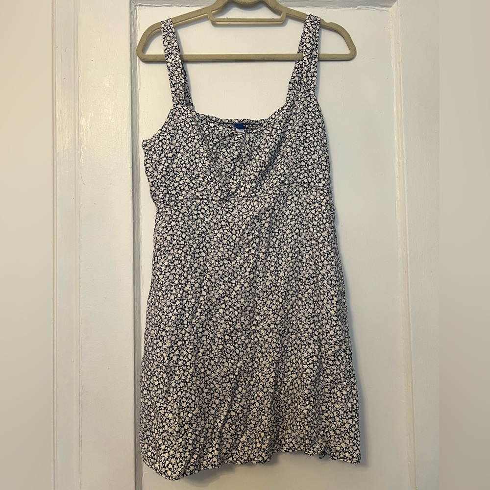 Old Navy Black and White Floral Mini Dress